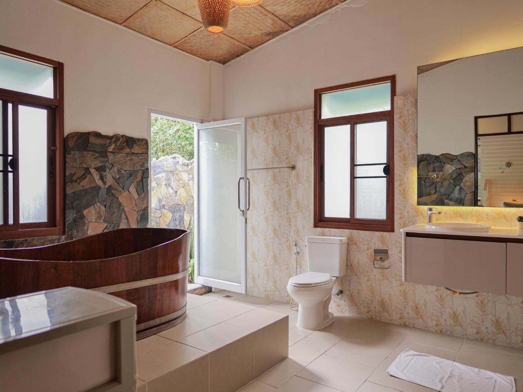 The Wooden Beach House 3Br - Sunset Beach Garden Taling Ngam Beach Εξωτερικό φωτογραφία